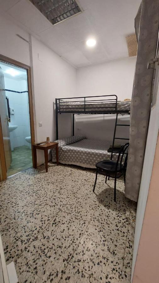 Pension Suiza Reus Exterior photo
